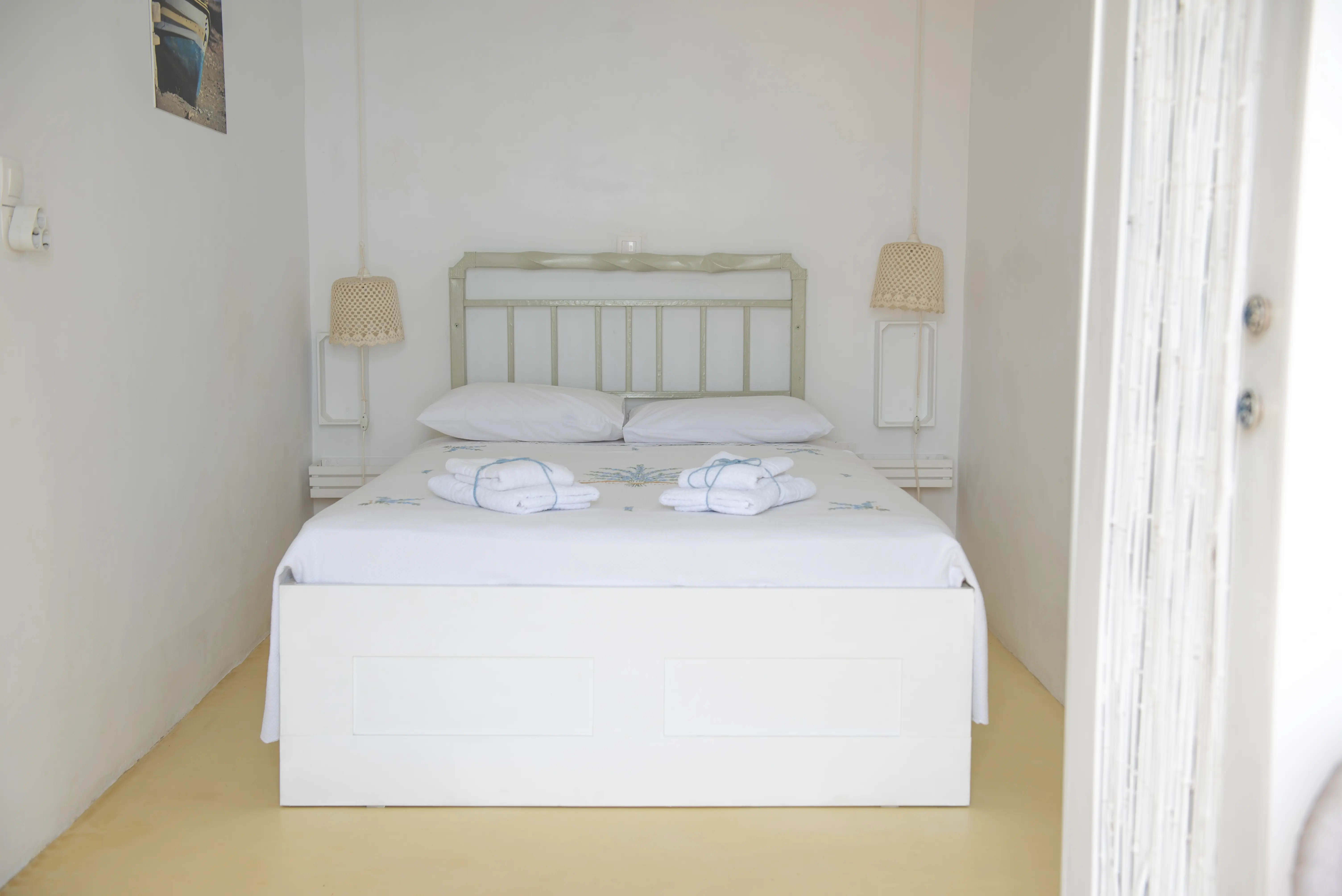 The Studio bedroom, Kythnos